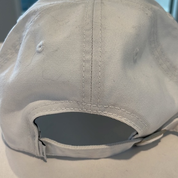 O’Neil Surf Hat - Picture 3 of 4